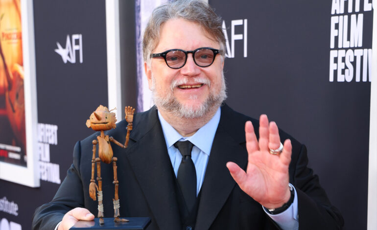  Guillermo del Toro gana Oscar por ‘Pinocchio’; este fue su discurso