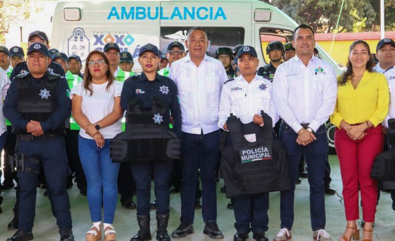 Fortalece Chente Castellanos a Policía Municipal para beneficio de las y los xoxeños