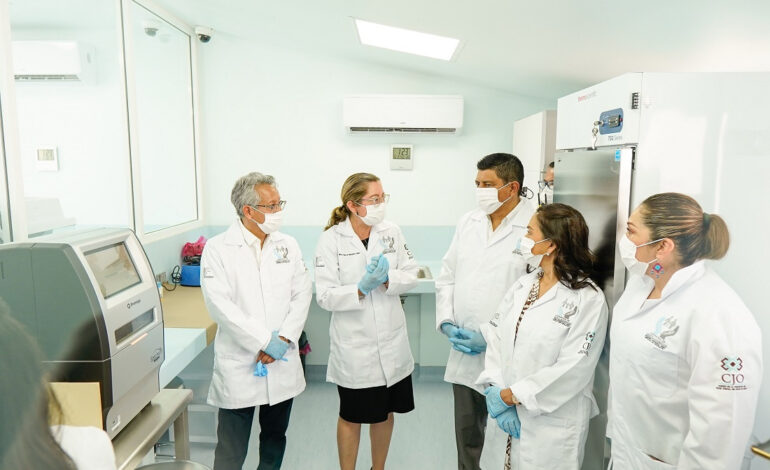  Inauguran Gobernador Salomón Jara y Poder Judicial Laboratorio de Genética Molecular, primero en su tipo en el país