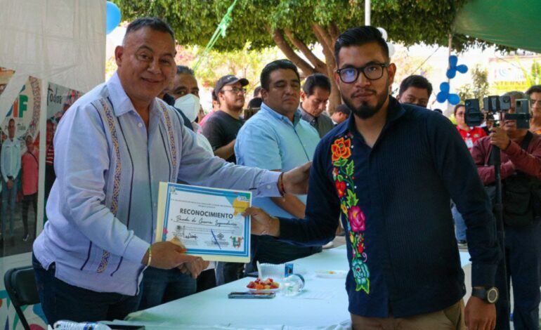  Trabaja Gobierno de Xoxocotlán en la formación cívica de las nuevas generaciones