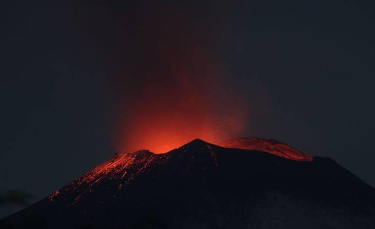  Autoridades medirán riesgo de erupción del volcán Popocatépetl con drones