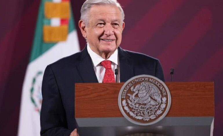  AMLO dice que su familia no intervendrá en encuesta de Morena: “no tenemos favoritos”