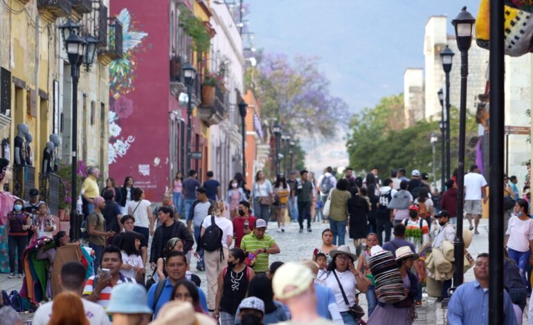  Logra Oaxaca derrama económica superior a mil 800 mdp en verano: Sectur