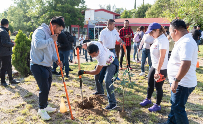  Realiza COBAO jornada de tequio y reforestación en sus 68 planteles