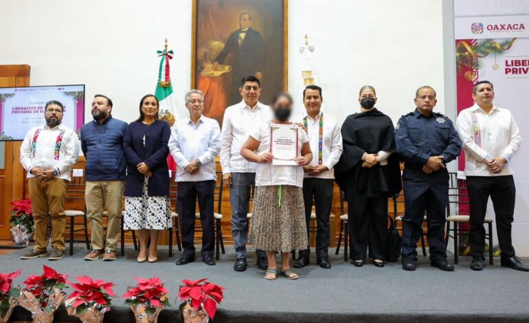  Entrega Salomón Jara 106 boletas de liberación a personas indígenas y de escasos recursos