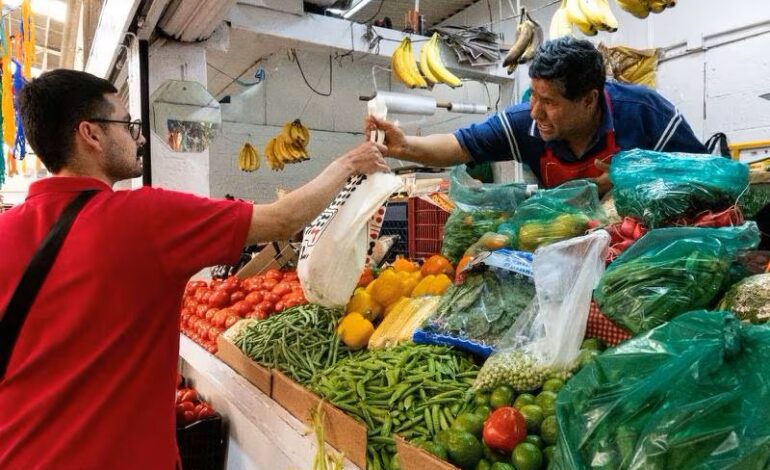  Precio de alimentos sube hasta 300% en la última semana de 2023