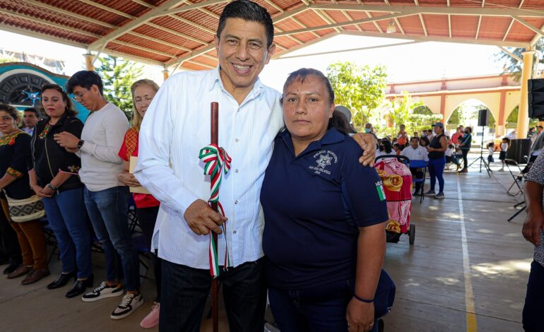  En equipo sacaremos adelante a San Juan Chilateca: Salomón Jara