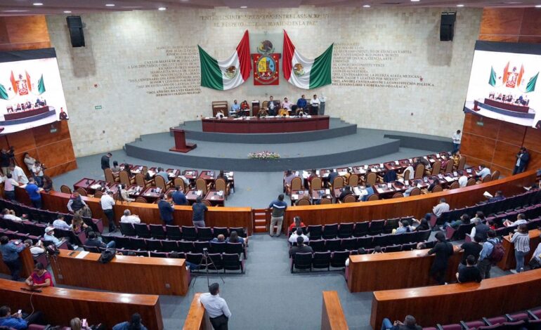  Aprueba Congreso extinción de cinco dependencias del Gobierno de Oaxaca