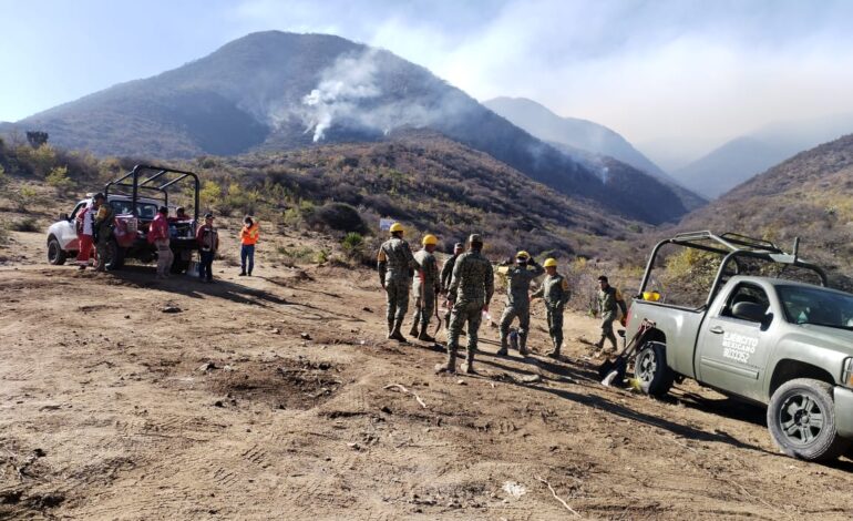  Mueren 4 comuneros que combatían incendio en San Lucas Quiaviní