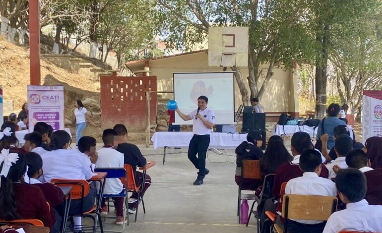  Llegan a escuelas de Valles Centrales jornadas para deconstruir la masculinidad tradicional