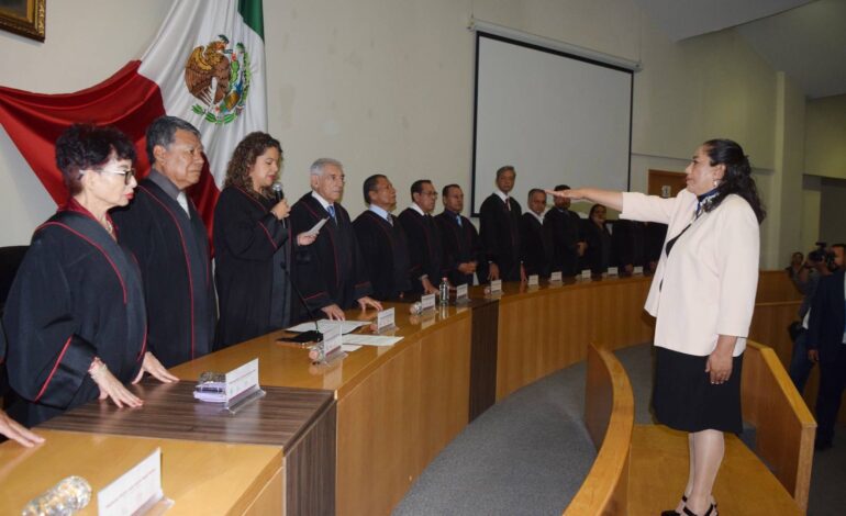  Rinde protesta Alba Osorio Velasco como nueva magistrada del TSJO