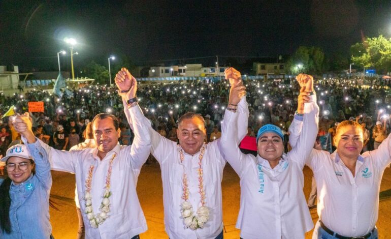  Cierra campaña Chente Castellanos ante miles de Xoxeños