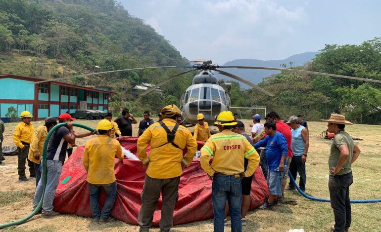  Avanza en 85% control de incendio forestal en San José Tenango