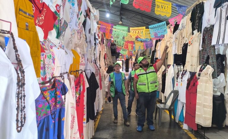  Supervisan y fomentan medidas de prevención y seguridad en mercados públicos de Oaxaca