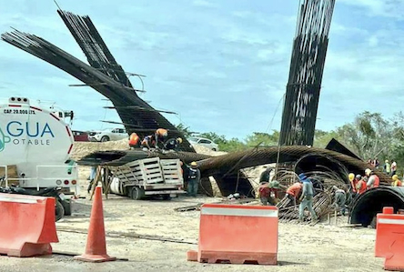  Colapso en obra del Tren Maya: cae parte de un puente por lluvias y aplasta auto