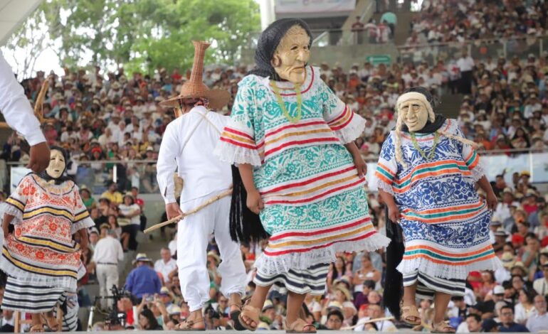  Como hace 92 años, Oaxaca entrega al mundo su gueza cultural y tradicional