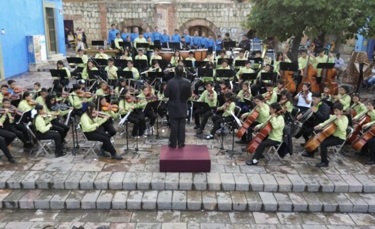  Celebra segundo aniversario Orquesta Sinfónica y Coro de la Central de Abasto