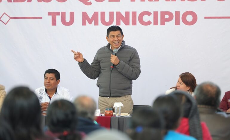 Inicia Gobernador de Oaxaca gira de trabajo 2025 con inversión millonaria en la Sierra de Juárez