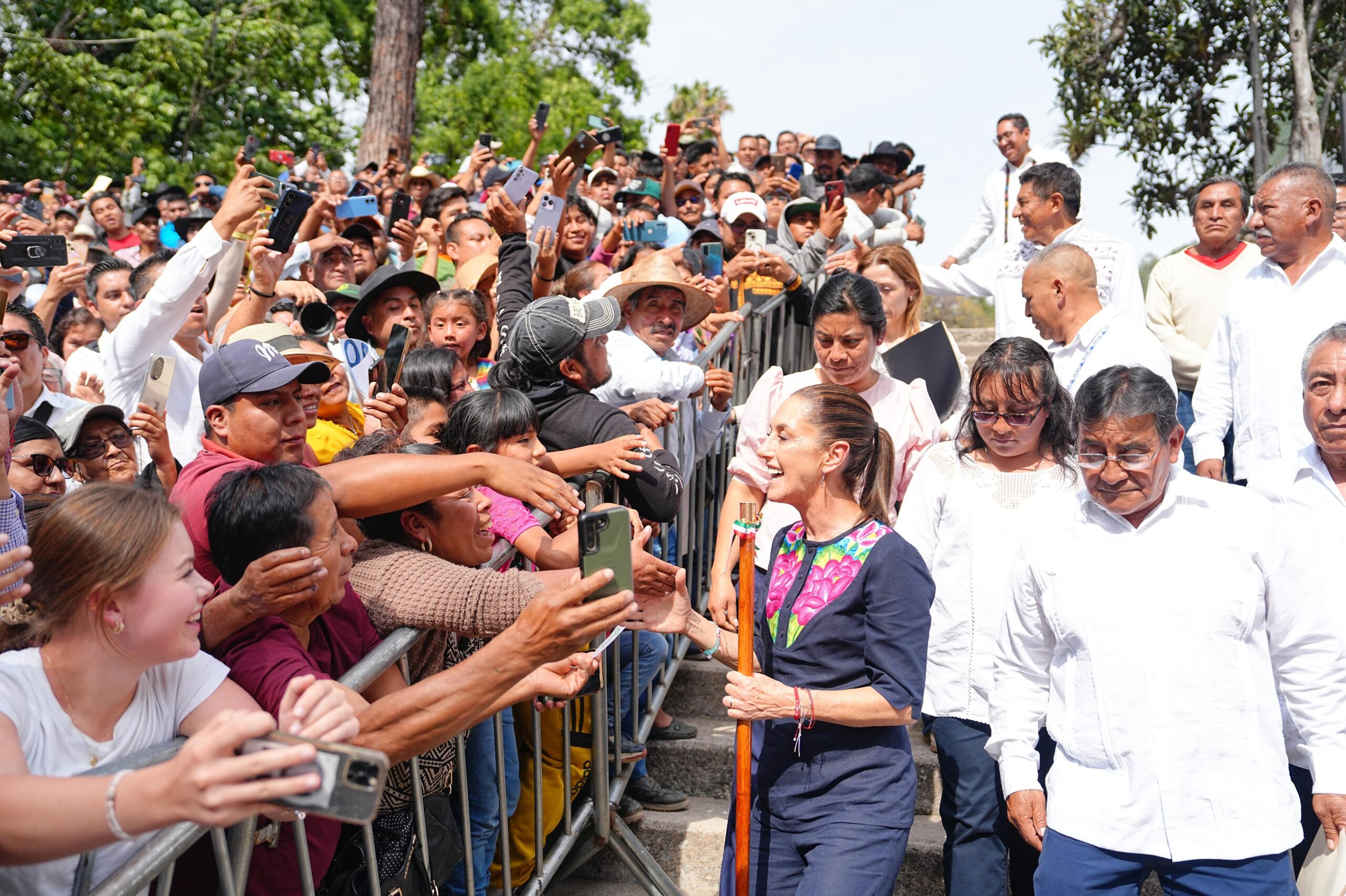 Sin incidentes, culmina visita de Presidenta Claudia Sheinbaum a Oaxaca