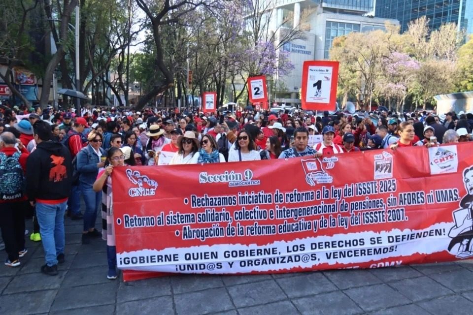 Maestros de la CNTE levantan paro en la Ciudad de México tras nueva ...