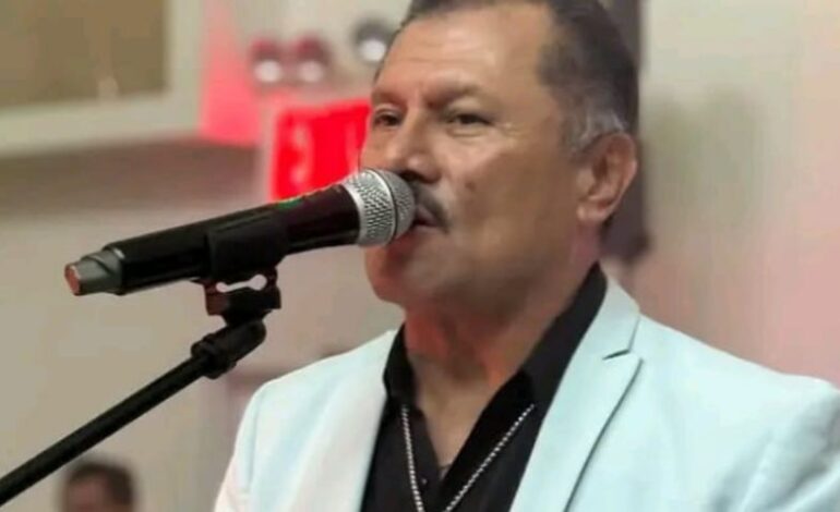 Muere Mario Sotelo, vocalista de Los Caminantes, se ahogó en una playa