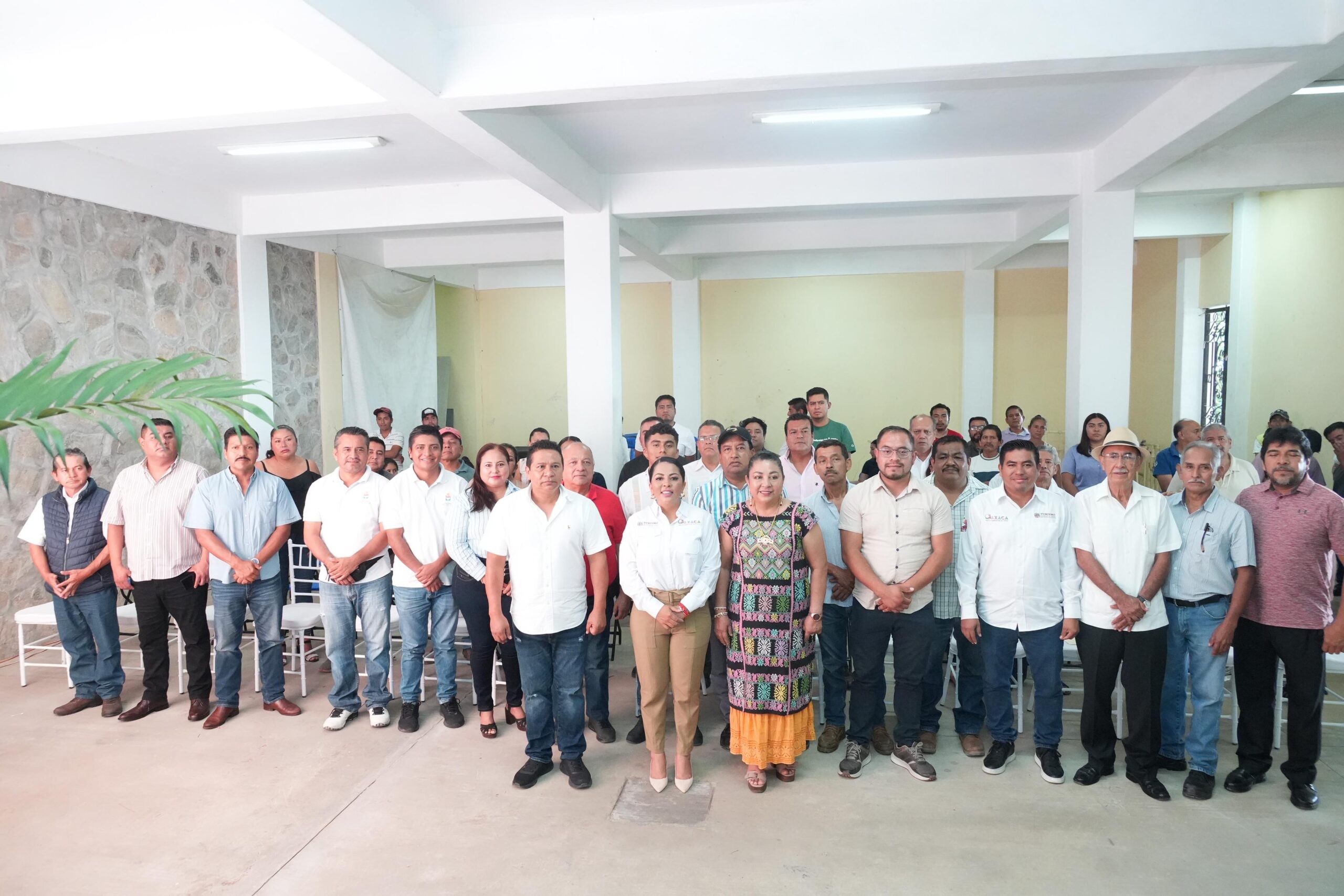 Encabeza Saymi Pineda Velasco jornada de trabajo con Ruta Turística del Café Pluma