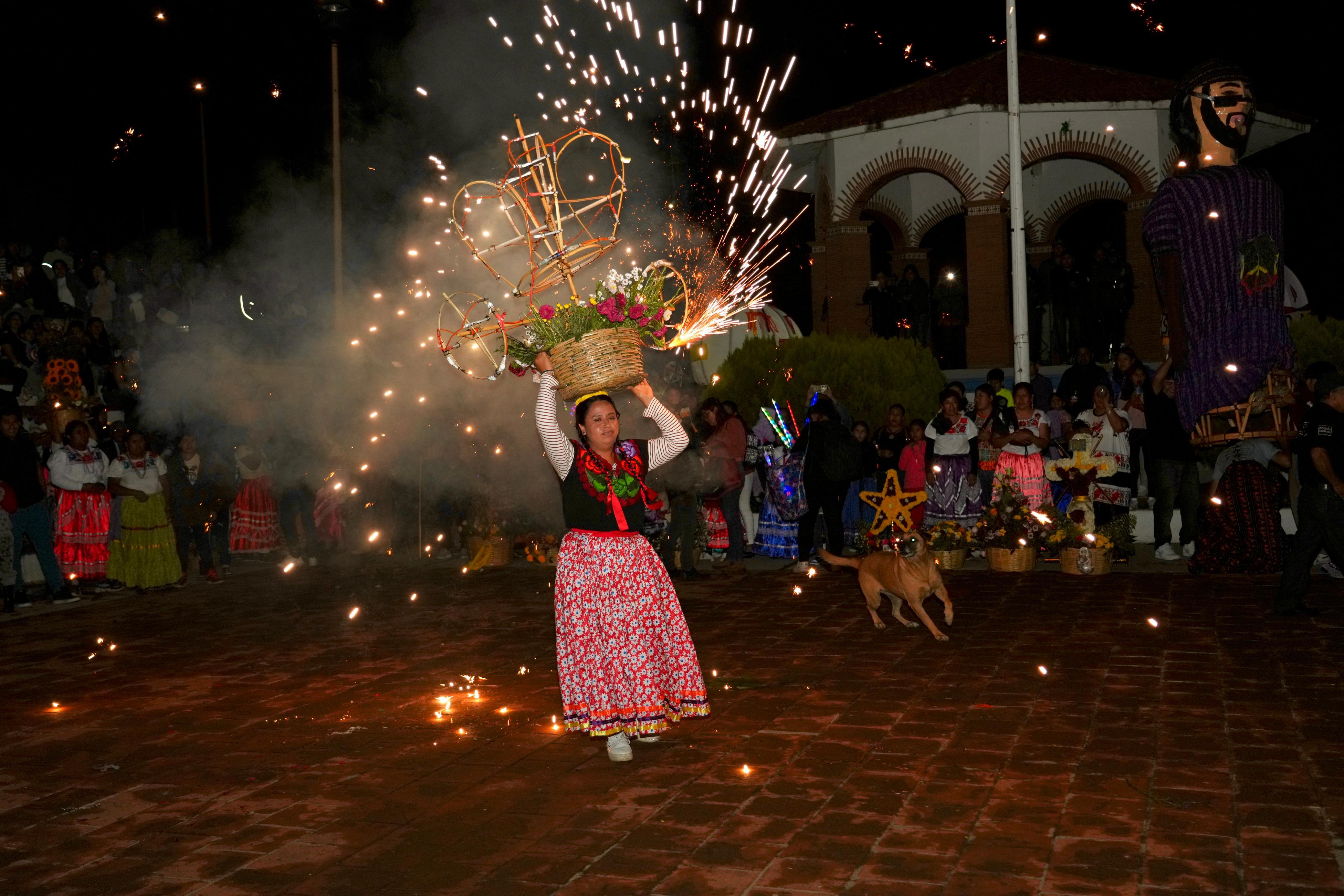  Fiesta, música y color: así vibran las comunidades xoxeñas