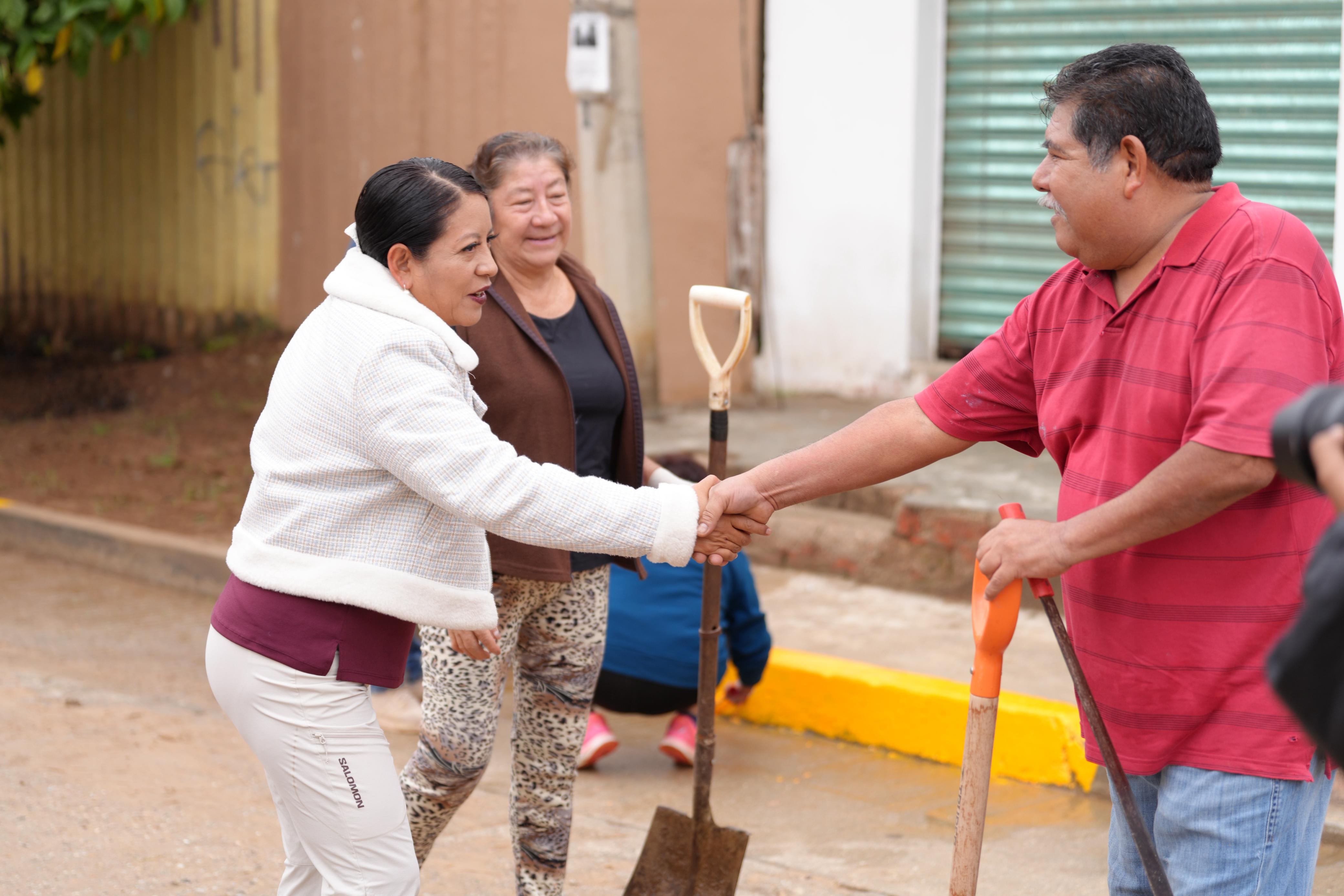  Tequio en la Colonia Primera Ampliación fortalece comunidad en Xoxocotlán