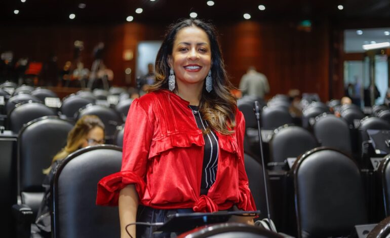  Celebra Mariana Benítez Tiburcio aprobación de reformas que marcan el nuevo rumbo del país