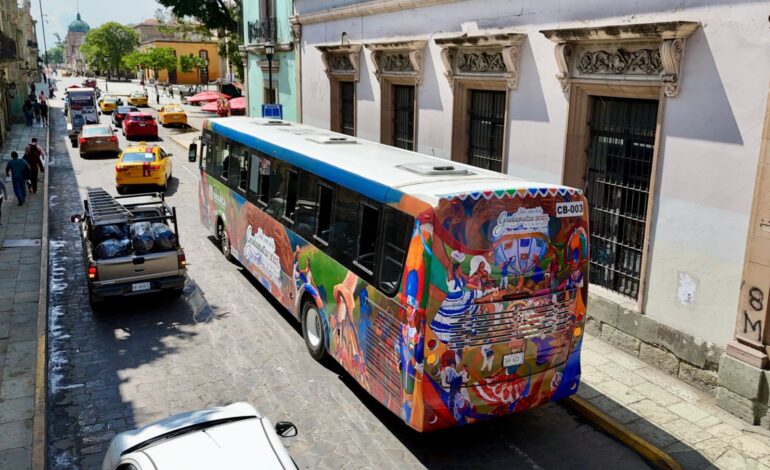  Inician rutas gratuitas de BinniBus para disfrutar de las fiestas de Guelaguetza 2025