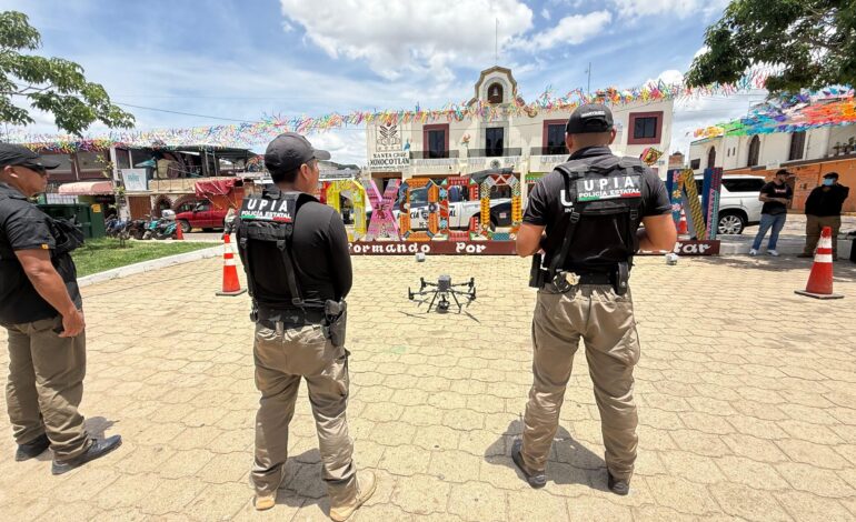 Xoxocotlán y C4 implementan recorridos aéreos con drones previo a Sahandevui, Guelaguetza 2025
