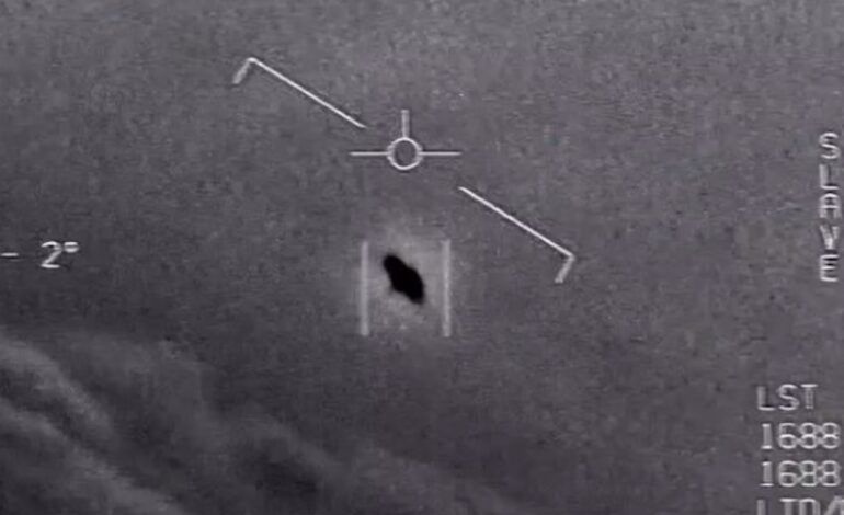  Directora de Inteligencia de EU no descarta ni niega la existencia de extraterrestres