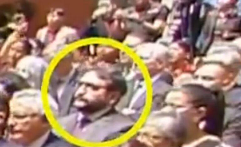  Andy López Beltrán reaparece en evento de Sheinbaum tras críticas por viaje a Japón