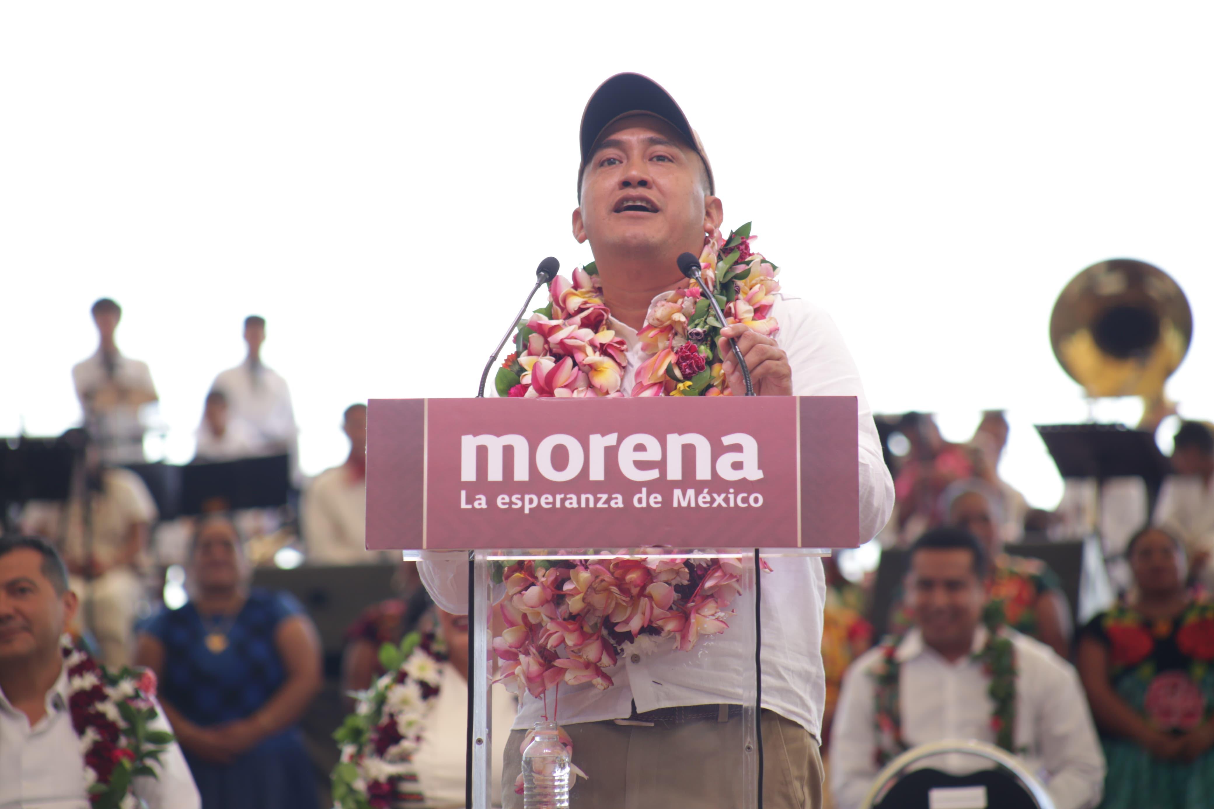  No tengo derecho a fallarles; dice Nino Morales al rendir cuentas al pueblo de Oaxaca