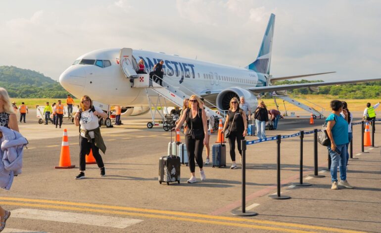  Crece 4.56% tráfico aéreo de los cuatro aeropuertos de Oaxaca de enero a octubre 2025