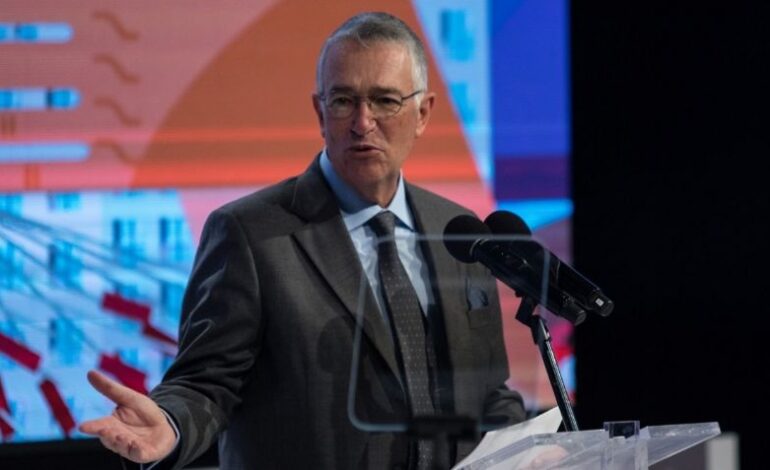  Corte deja firme crédito fiscal de Elektra