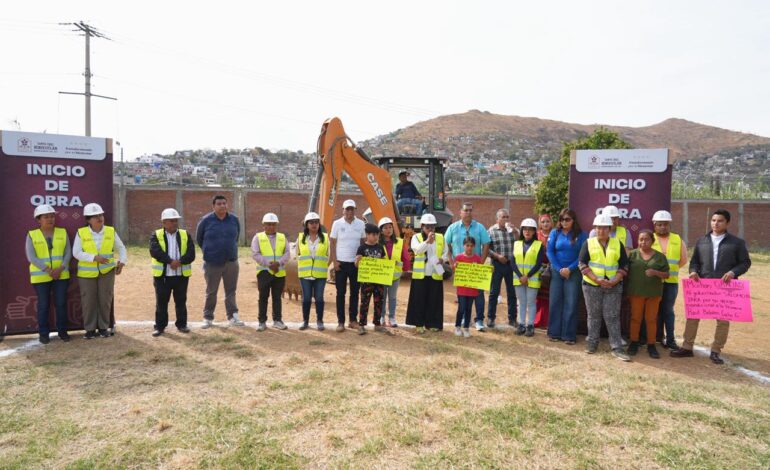  Arrancan más obras de infraestructura educativa y servicios en Santa Cruz Xoxocotlán