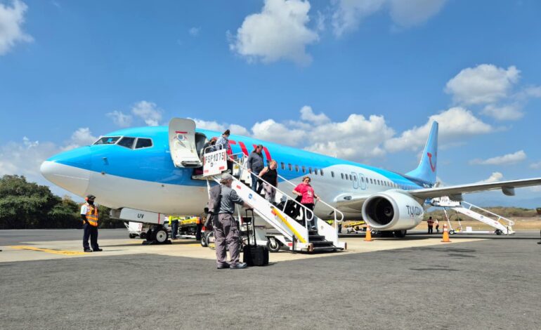  Cuenta Bahías de Huatulco con nuevo vuelo chárter procedente de Chicago: Sectur Oaxaca