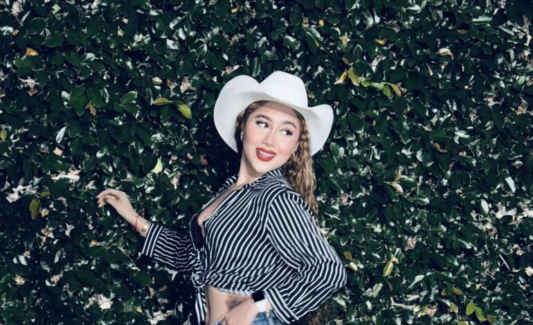  Familia de la influencer Dulce Enríquez desmiente su muerte en Huatulco, Oaxaca