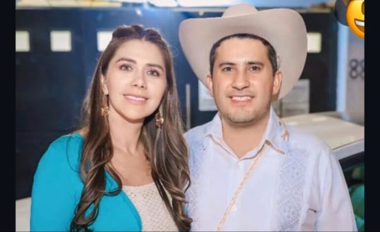  Liberan a secretaria de Grecia Quiroz luego de declarar por homicidio de Carlos Manzo