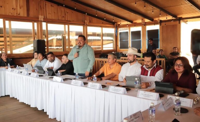  Gobierno de Oaxaca fortalece el diálogo con trabajadores para construir acuerdos responsables