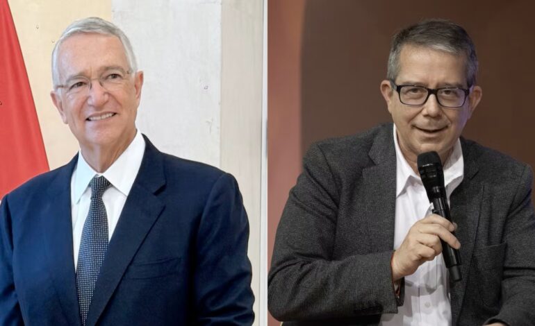  Villamil y Salinas Pliego se pelean por el caso de la mujer asoleándose en Palacio Nacional