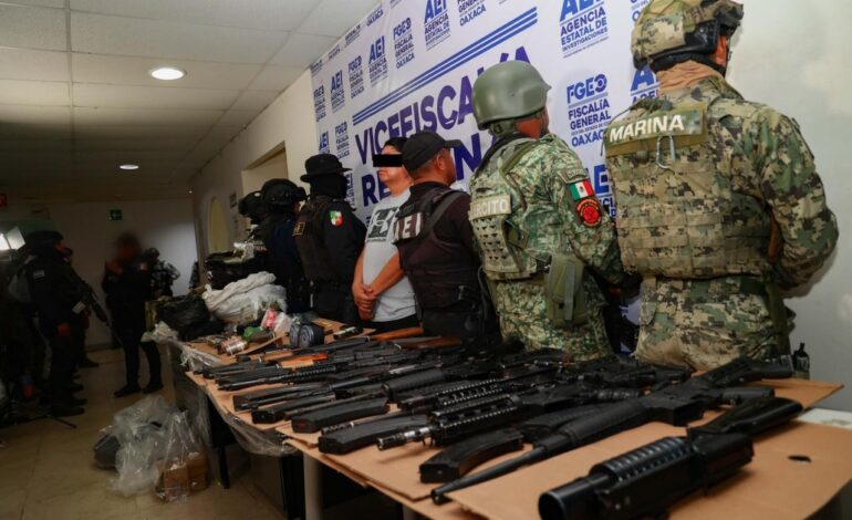  Capturan a líder de célula criminal de #Ocotlán; aseguran drogas, armas de alto poder, granadas y explosivos