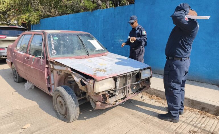  Van por más vehículos abandonados en la capita de Oaxaca