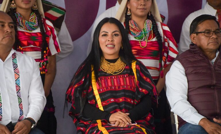 Saymi Pineda participa junto al Gobernador Salomón Jara en Jornadas de Defensa de la Soberanía Nacional en la Mixteca