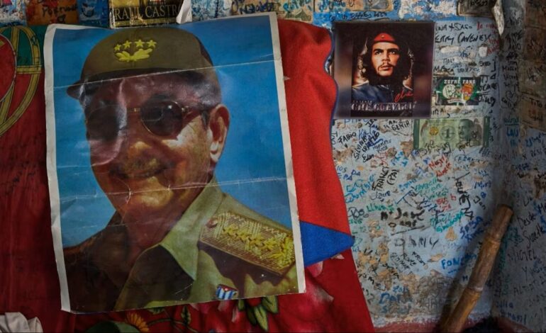 Raúl Castro reaparece en público tras ser acusado por Estados Unidos de asesinato